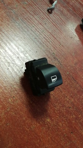 BMW 3 (E90 - E91) Fensterheberschalter elektrisch 6945874