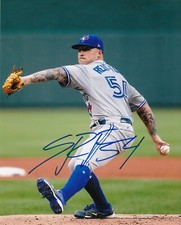 SEAN REID-FOLEY   TORONTO BLUE JAYS   ACTION SIGNED 8x10