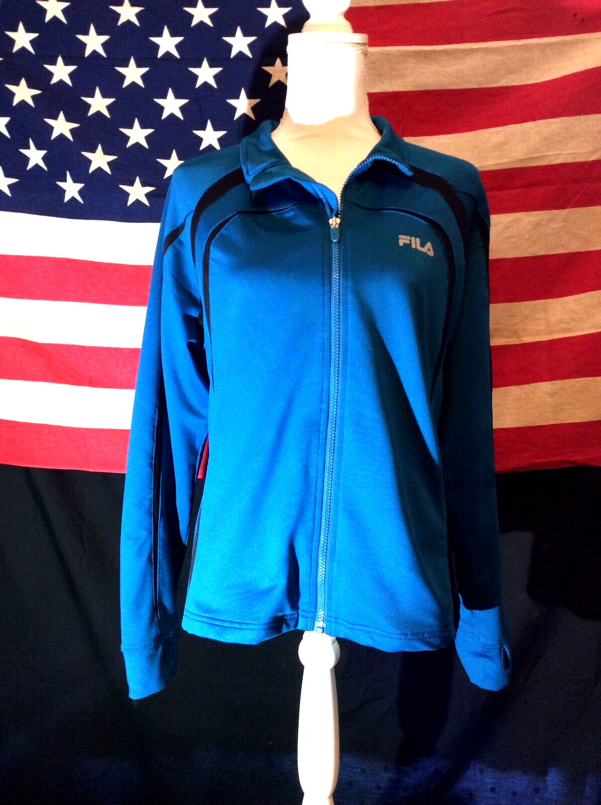 Nuovo senza etichette. GIUBBINO SPORTIVO FILA CON TASCHE CON ZIP. TAGLIA XL VERDE