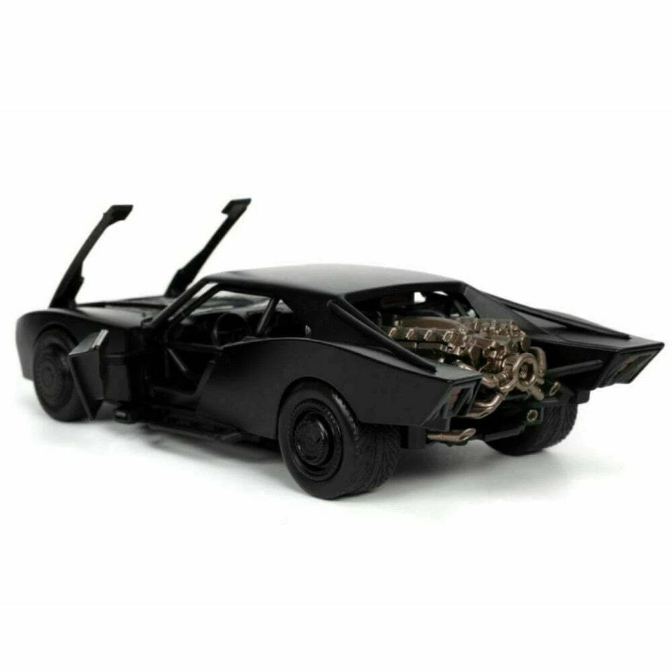 The Batman (2022) Movie Batmobile & Batman Figure 1:24 Scale Diecast Model Black - Image 2 of 4
