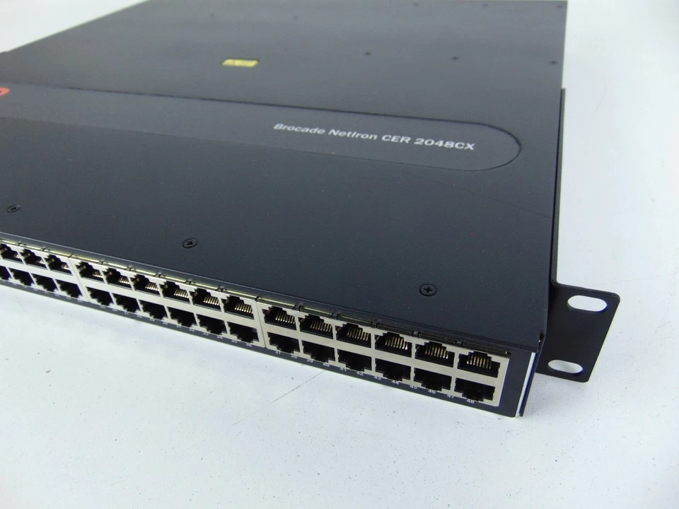 Brocade NetIron CER 2048CX NI-CER-2048CX-RT-AC with: RT_SCALE, ADV_SVCS - Image 3 of 4