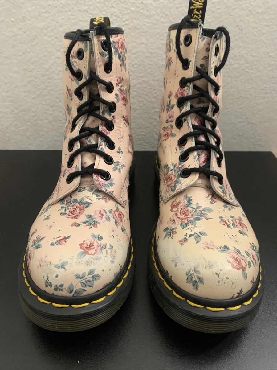 Doc marten hotsell rose boots