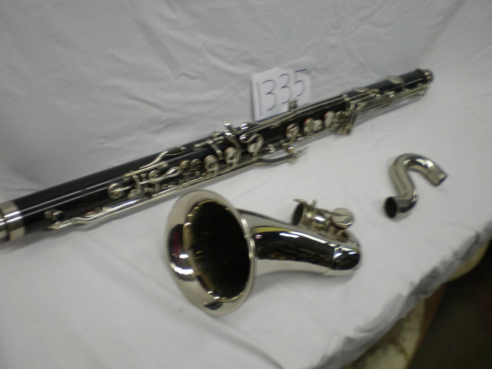 Bundy 1 Piece Bass Clarinet-Completely Overhauled and replated-NO RESERVE!!!! - Image 3 of 4