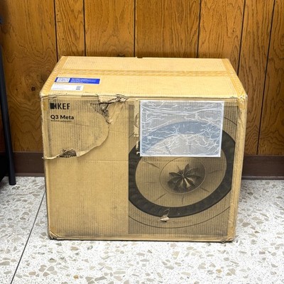 KEF Q3 Meta Bookshelf Speakers (Pair) - Satin White NIB