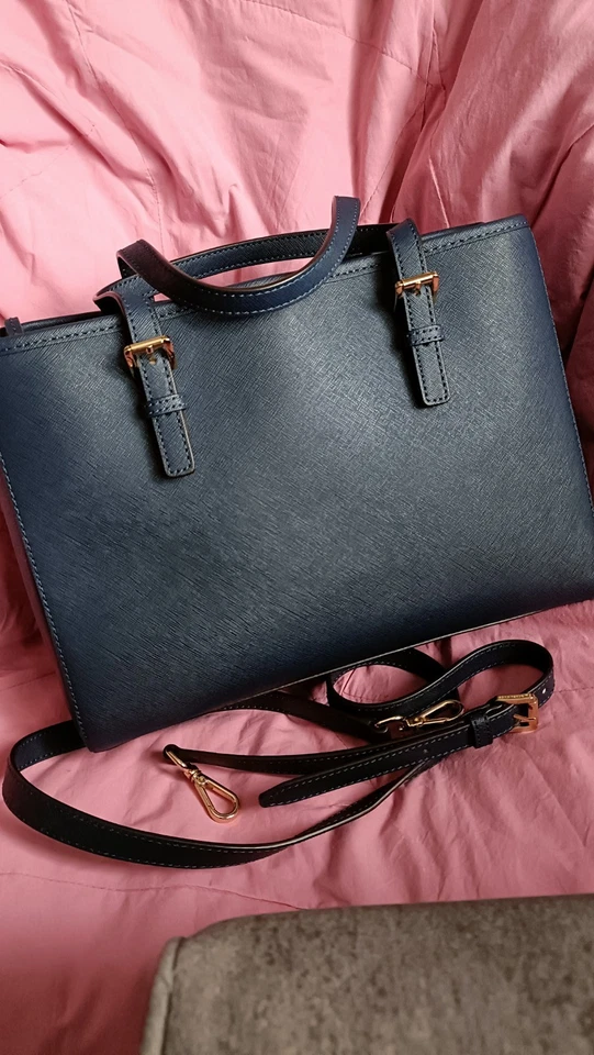 Michael Kors Bag, Gold Hardware, Black Saffiano Leather, Box Tote Bag - Image 3 of 4