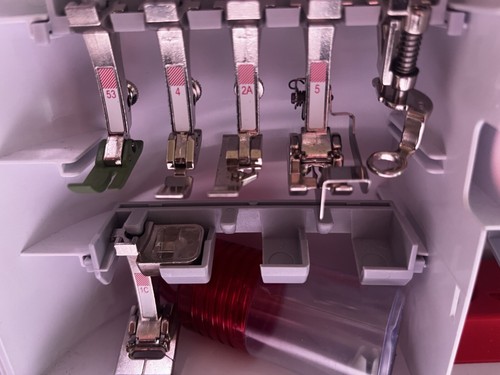 Bernina B 480 Special Edition Sewing Machine - Picture 7 of 7