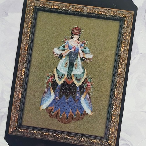 Scent Of Old Roses Beaded Cross Stitch Chart and Embellishment Pack Mirabilia - Picture 15 of 23