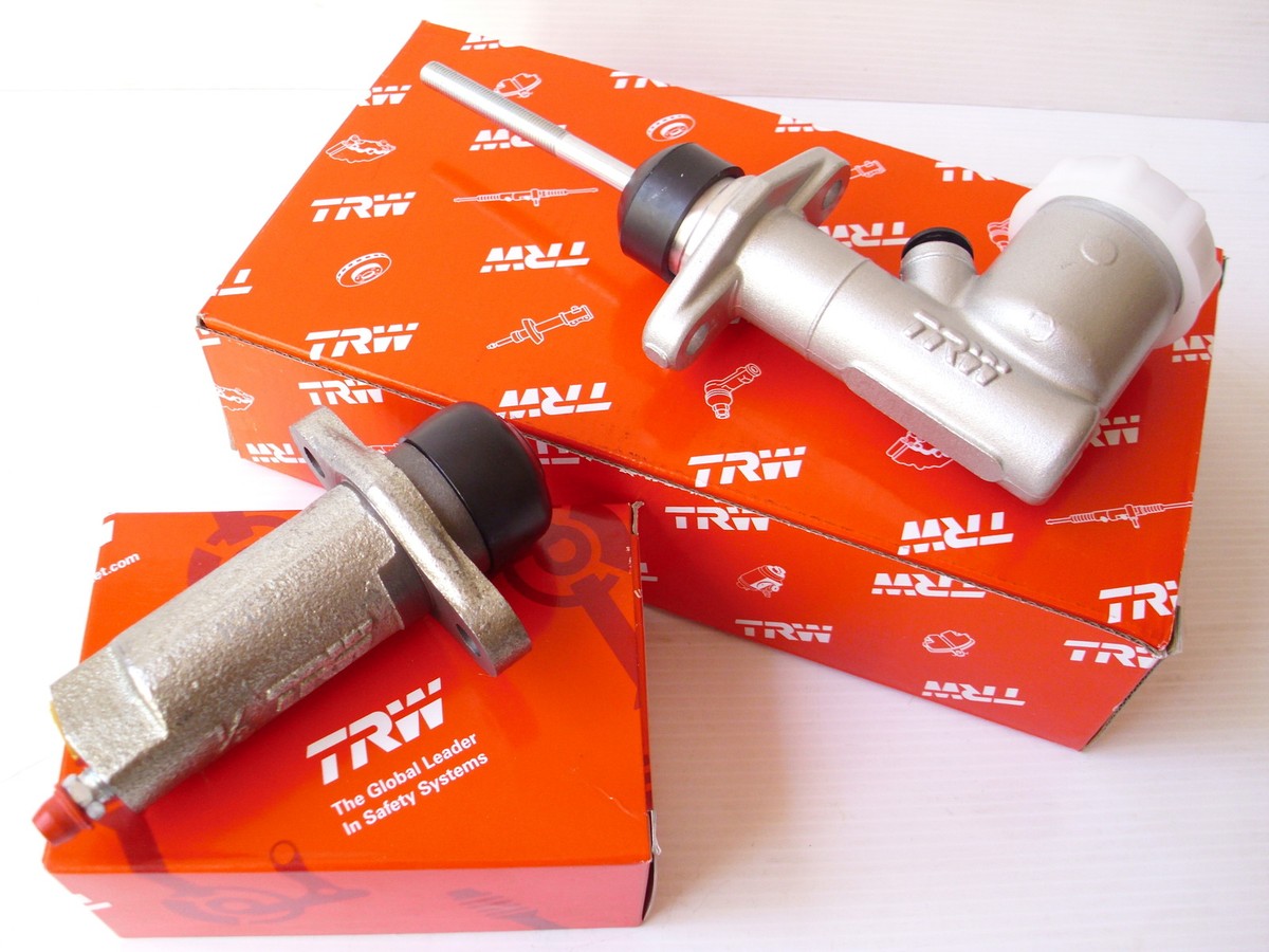 Land Rover Defender 200Tdi Clutch Slave & Master Cylinder Kit – STC500100 / 591231 Fit 3 thumbnail image