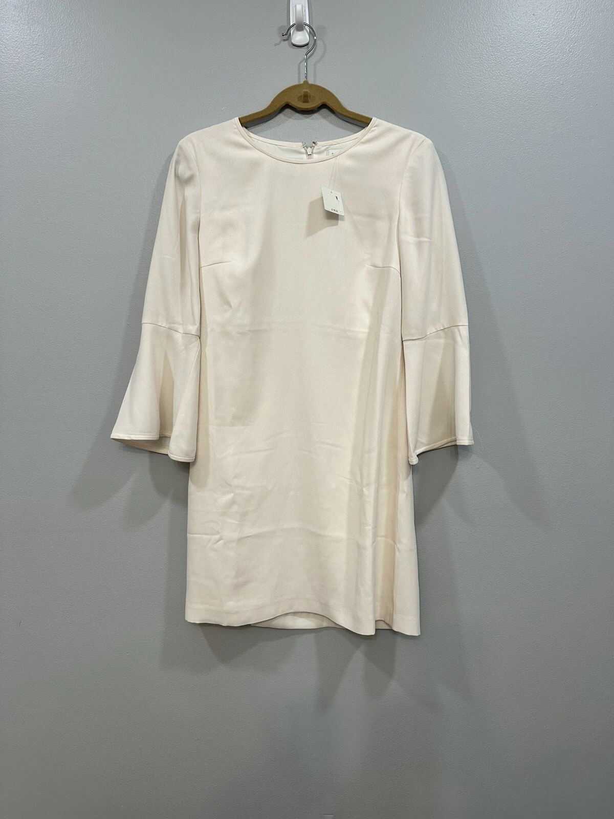 OFF WHITE Abito Club Monaco Larchye bianco sporco bianco nuovo con etichetta taglia 2