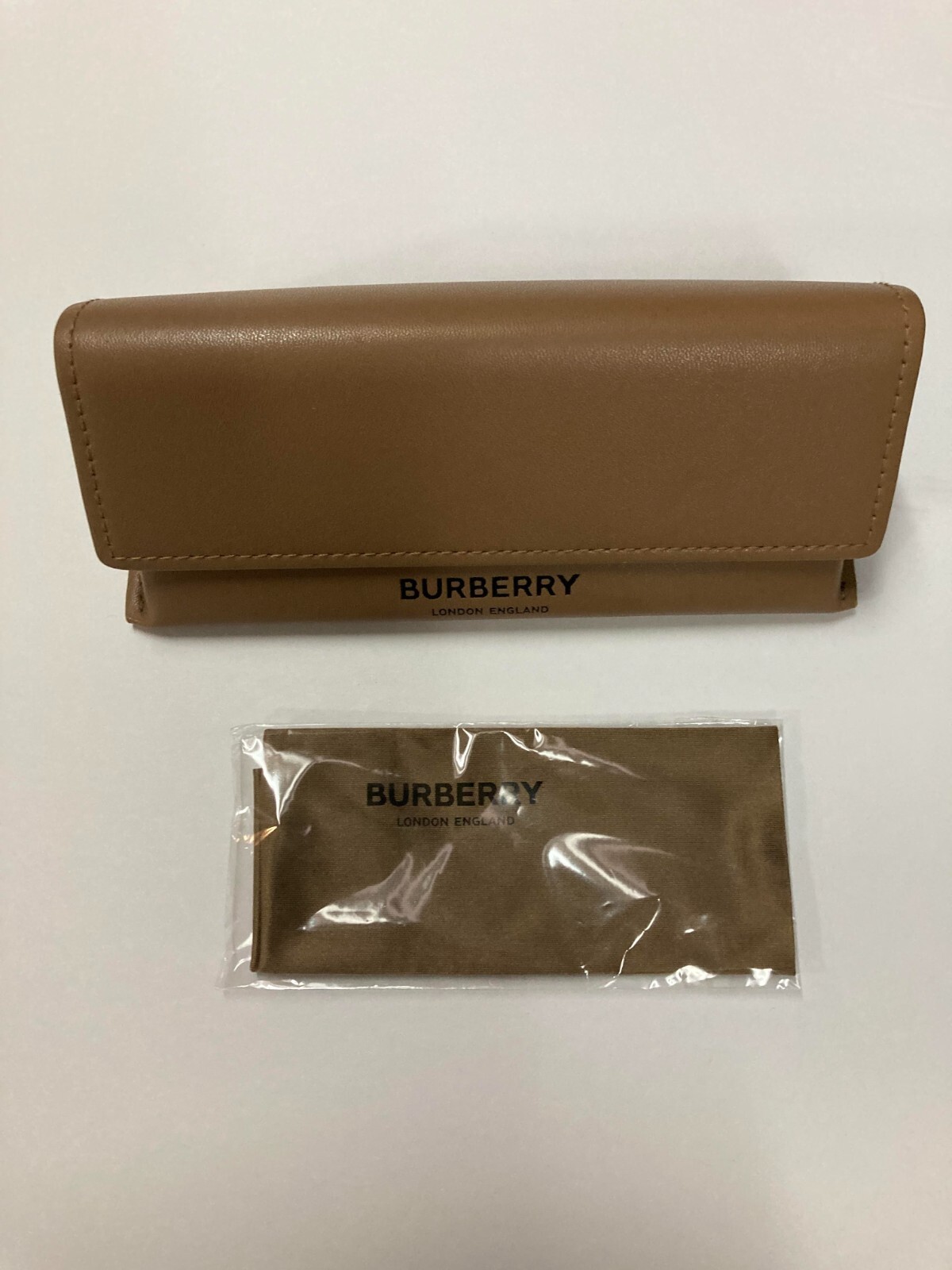 BURBERRY BRAND NEW  SOFT LEATHER CAMEL BROWN MEDIUM EYEGLASS CASE FREE SHIPPING