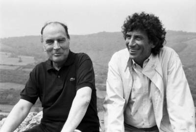 Francois Mitterrand accompanied by Jack Lang during president 1982 Old Photo