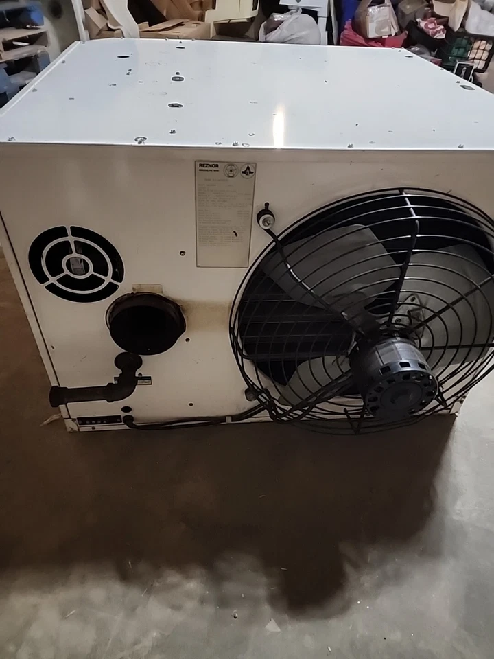 Calentador de gas natural comercial Renzor Upda V3 Tcore2 115v-125kbtu Foto 3 de 4