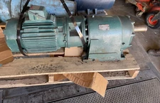 GEAR MOTOR 180TM21A RATIO 70.6 RELIANCE 3 HP ELECTRIC MOTOR 1775 RPM 230/460 V