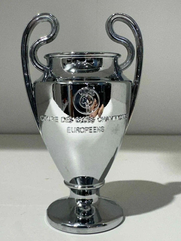 Réplique trophée ligue des champions coupe 10cm neuve - Photo 1/4