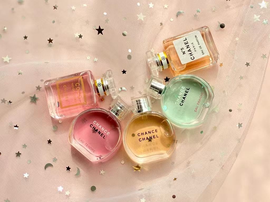 CHANEL Wardrobe Mini Perfume 5 Piece Set 7.5ml Black Box Set