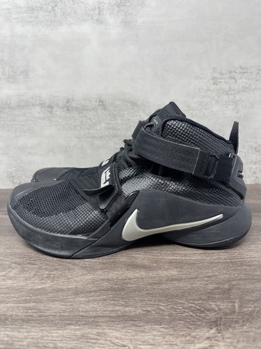 Nike Lebron Soldier 9 Shoes Mens 8 Black Silver 749417-001