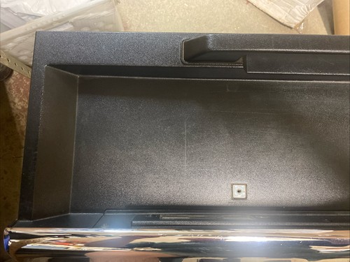 03-05 Hummer H2,License Plate Surround Hatch Handle Panel Bezel OE,Part#15189235 - Picture 2 of 17
