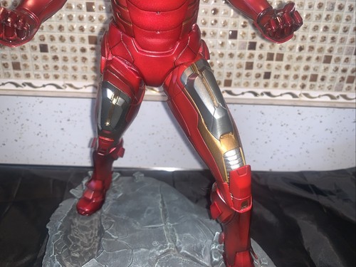 Kotobukiya Iron Man Mark 7 ARTFX Statue Marvel Avengers - Lights Up & Clean EUC! - Picture 10 of 11