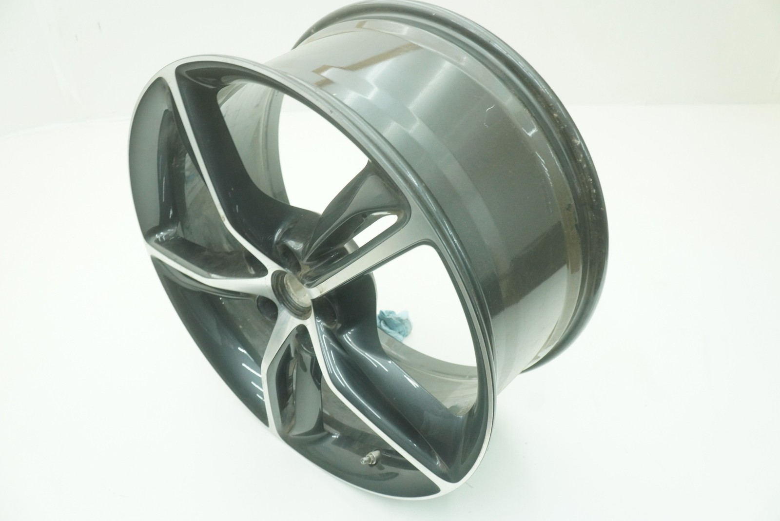 Ferrari 296 2024 Front Left Wheel Gray P/N 986211