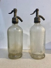 Coppia di antichi sifoni da seltz in vetro trasparente Cafe Svizzero Cagliari