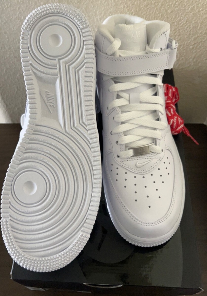 Supreme X Air Force 1 Mid SP “Box Logo” - White FZ8784 100 Supreme X Air Force 1 Mid SP “Box Logo” - White FZ8784 100