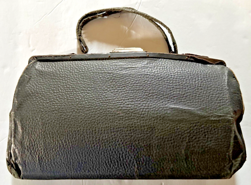 Clam Shell Purse Old Faux Leather with Brass Lip & Closure ~13" long x 8" tall - Picture 2 of 14