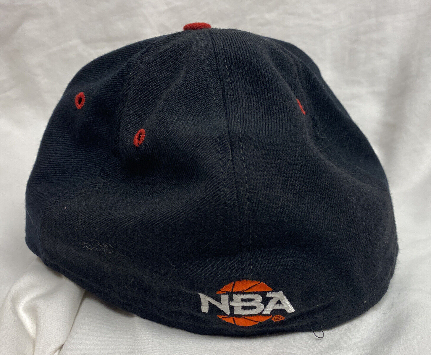 Vintage 90s Chicago Bulls Black NBA Size 7 1/2 New Era Hat Cap