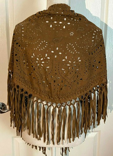 NWT AMERICAN EAGLE OUTFITTERS AEO Brown Faux Lazercut Suede FRINGE WRAP SHAWL - Picture 5 of 10