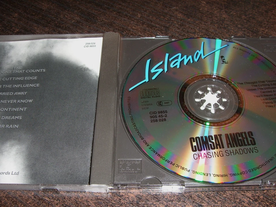 THE COMSAT ANGELS - CHASING SHADOWS CD ORIG FIRST EUROPEAN PRESS 1986 ; RARE - Bild 3 von 3