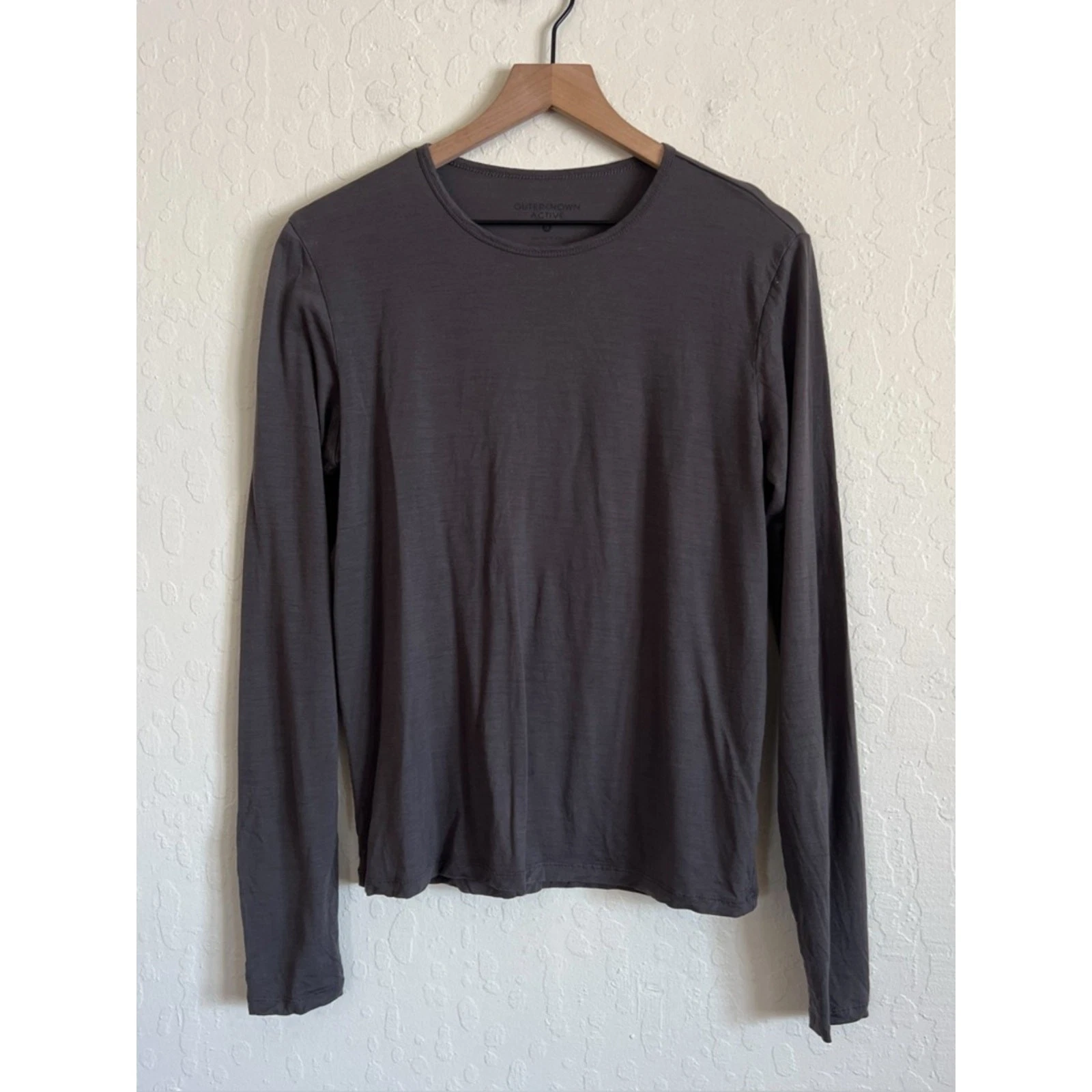 Outerknown Active Wool Long Sleeve Crewneck Base Layer Top Medium Gray Outdoor
