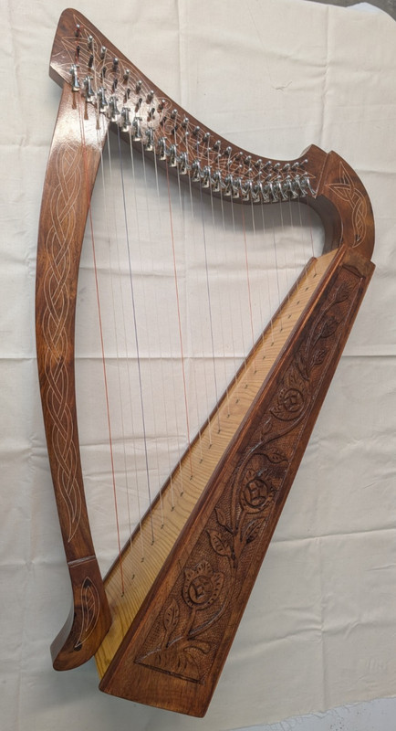Celtic Style Lever Harp 22 String With Carrying Case - Read Description