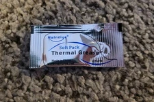 100x Halnziye Thermal Paste Grease Heatsink Compound 0.6g Soft Pack, Lot of 100