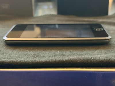 Apple iPod Touch 1st Gen 16GB - Digitizer Issue on Bottom Half of