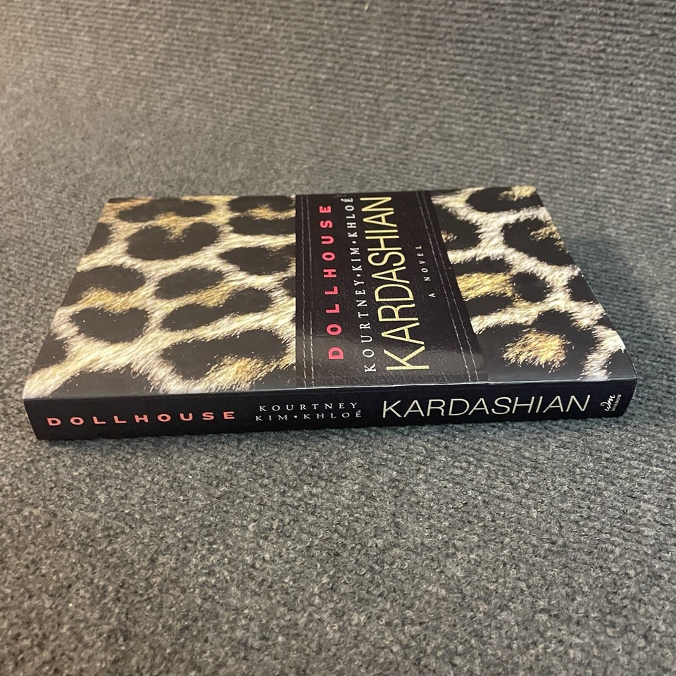 Dollhouse Kim Kardashian Paperback Book 2011 Memoir 1st Edition
