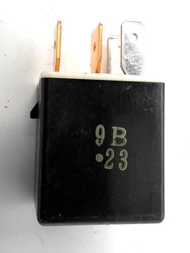 Toyota Lexus Black Multi-Use Relay 90987-02012 156700-0870 12v 4-Pin Denso R13 - Picture 4 of 4