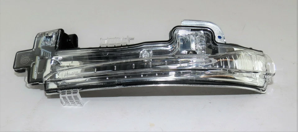 Fits Volvo S60 V60 (11-18) Left Side LED indicator Lens on Door Mirror 31402415 - Image 3 of 4