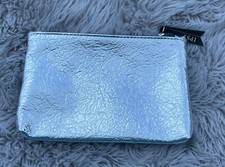 Ipsy December 2019 Silver w/ Green Trim Make Up Bag
