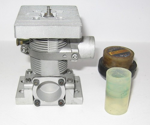 VINTAGE RC CAR 1/8 ENGINE WEBRA 20 NITRO ENGINE (NO PB SG MANTUA MODEL ) - Picture 2 of 8