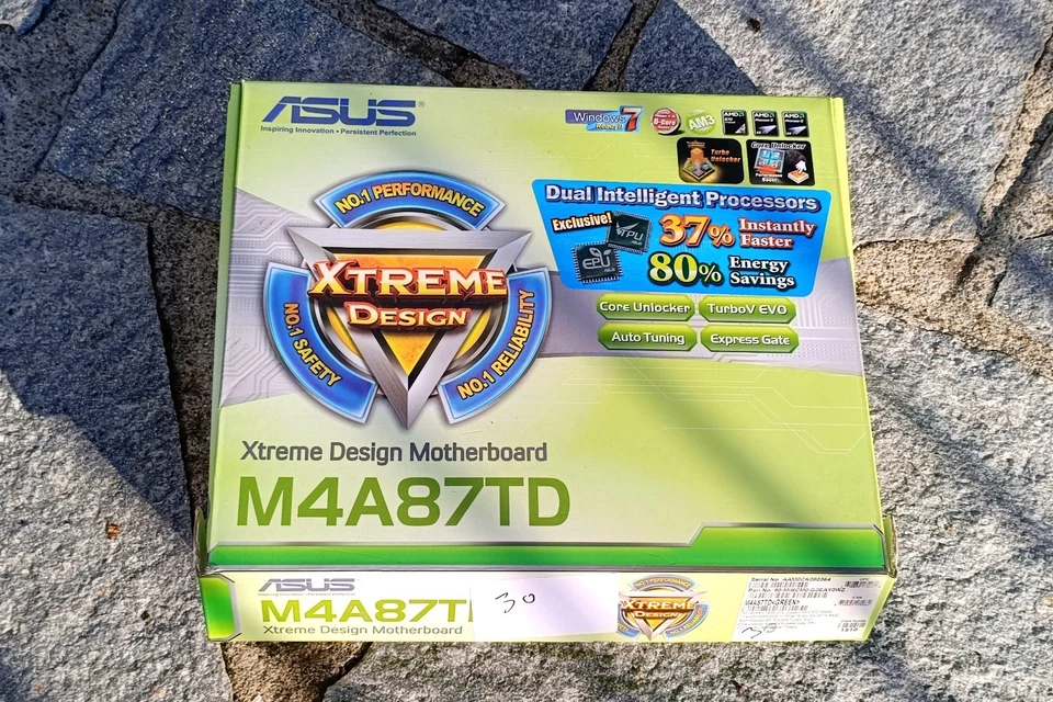 ASUS M4A87TD  Motherboard CON SCATOLA - Immagine 2 di 2