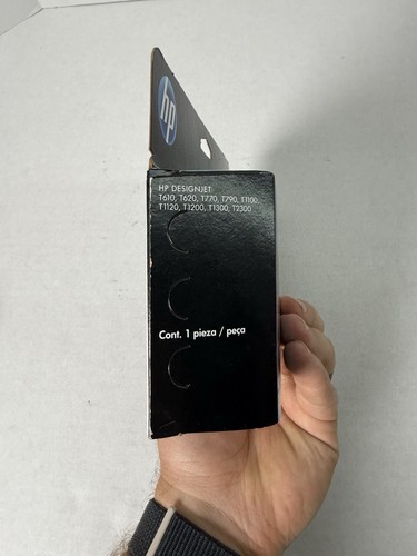 HP C9403A Genuine Ink Cartridge HP 72 Photo Black Ink 130ml, OEM, Expires 2018 - Picture 3 of 4