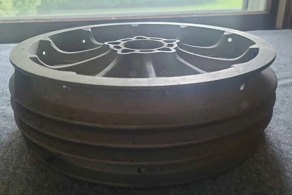 BMW R50/5, R60/5, R60/6, R75/5 - Front Wheel Hub (Drum Brake) - Image 2 of 3