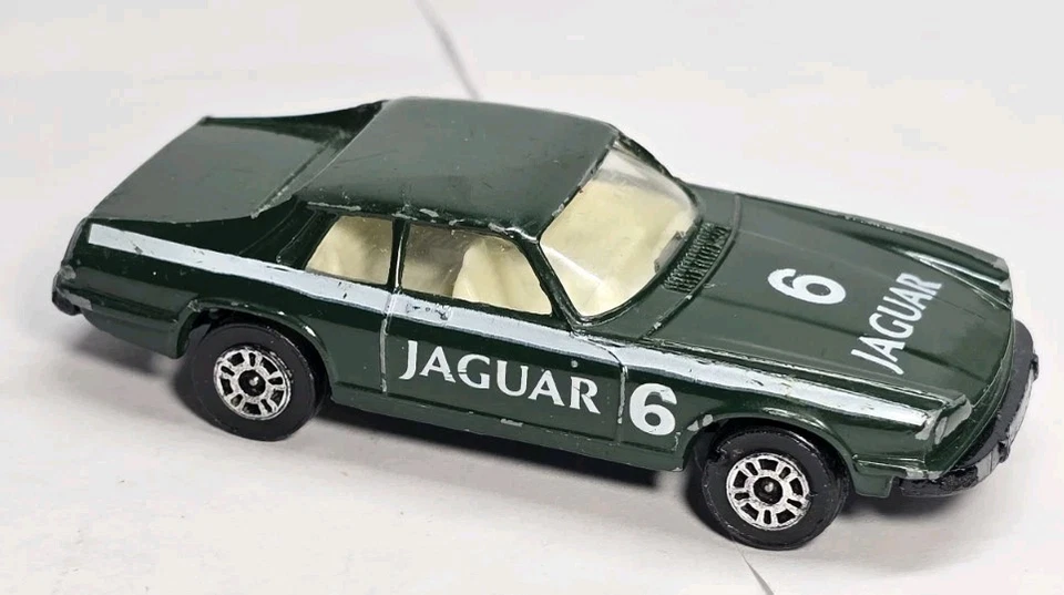 Jaguar XJ-S Car #JB-18 Britain #6 Green 1984 Corgi 1/64 - Image 2 of 4