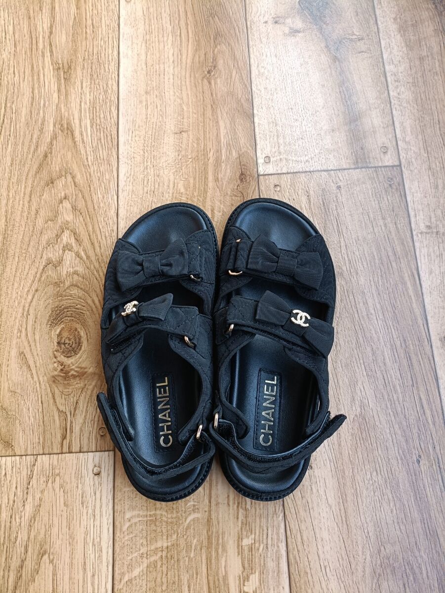 CHANEL DAD SANDAL CC CRYSTALS WITH BOWS SIZE 36 EU, 5.5 US CHANEL DAD SANDAL CC CRYSTALS WITH BOWS SIZE 36 EU, 5.5 US