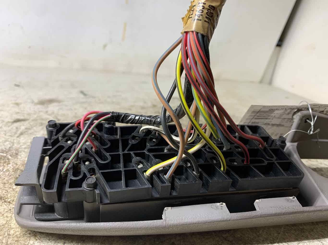 Front Masters Drivers Door Switch Mercury Muntanier 4DR 19982001 OEM