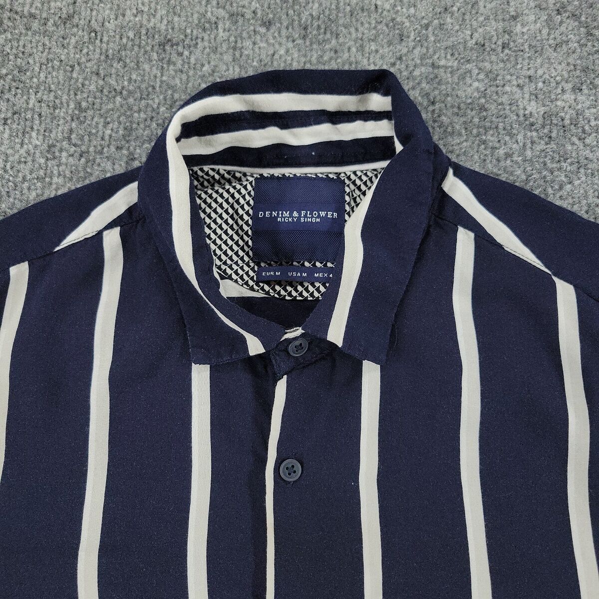 Denim & Flower Button Shirt Men's Medium Blue White Striped Denim & Flower Button Shirt Men's Medium Blue White Striped