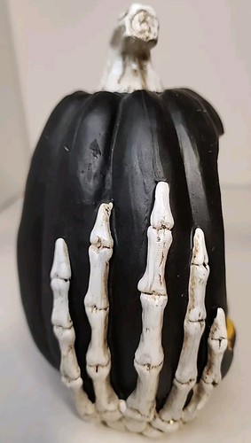 9" Halloween Light Up Black Pumpkin With Skeleton In Coffin Diarama - Picture 6 of 8