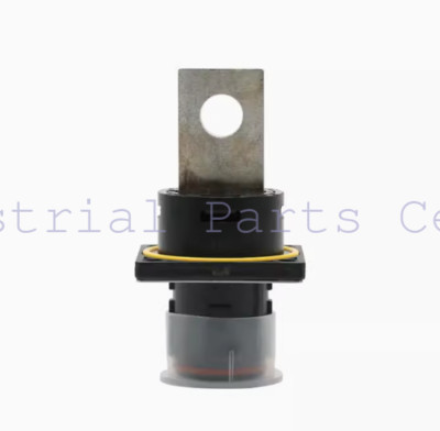 1PC Car plug single core high-voltage socket EHS-0A14-1T70G-0PE