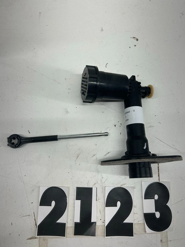 Camión Ford 1993-1997 y cilindro maestro Bronco LUK LMC 177 Foto 2 de 4