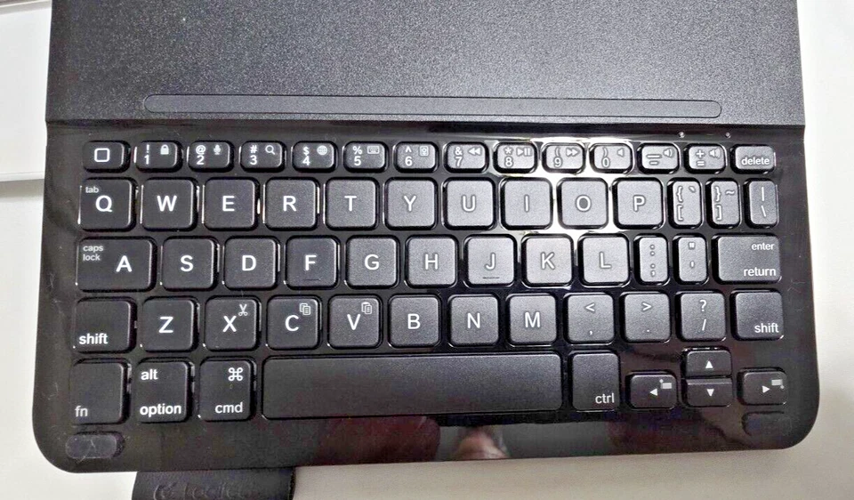 logitech teclado ultrafino folio bluetooth para ipad mini retina funda negra Foto 4 de 4