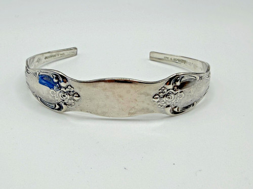 WM A ROGERS ONEIDA LTD FLORAL SPOON CUFF BRACELET SILVER PLATED WOMENS VINTAGE
